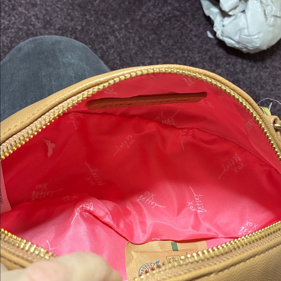 Viral Betsey Johnson Brown and Pink Football Bag w Keychain NWT SUPER BOWL - Picture 7 of 7